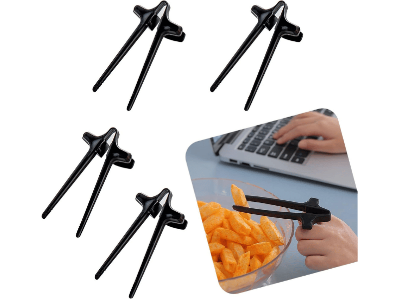 Snack chopsticks for mess-free gaming